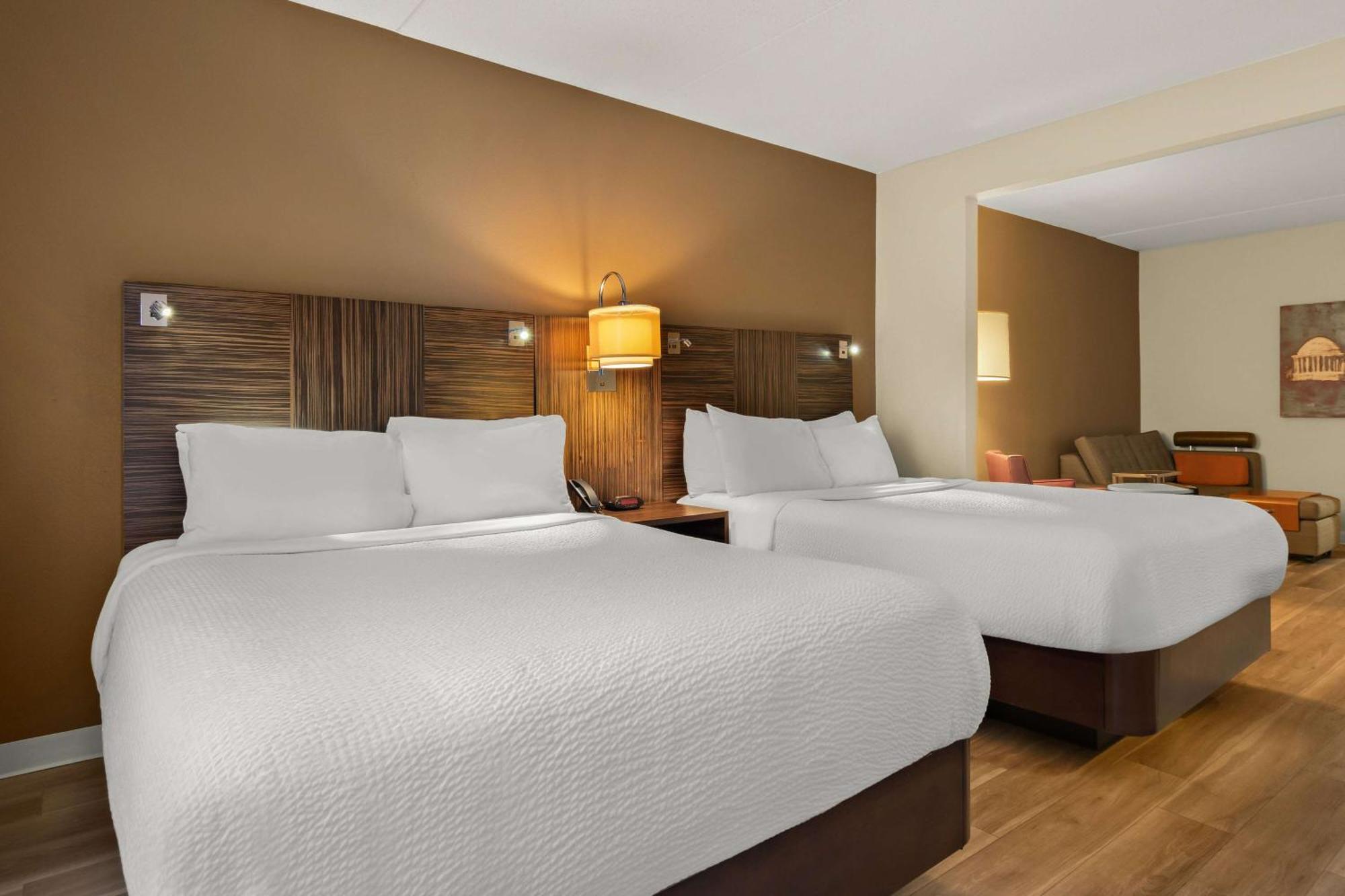 รามาดา บาย วินด์แฮม แฮริสเบิร์ก/เฮอร์ชีย์ แอเรีย Hotel แฮร์ริสเบิร์ก ภายนอก รูปภาพ