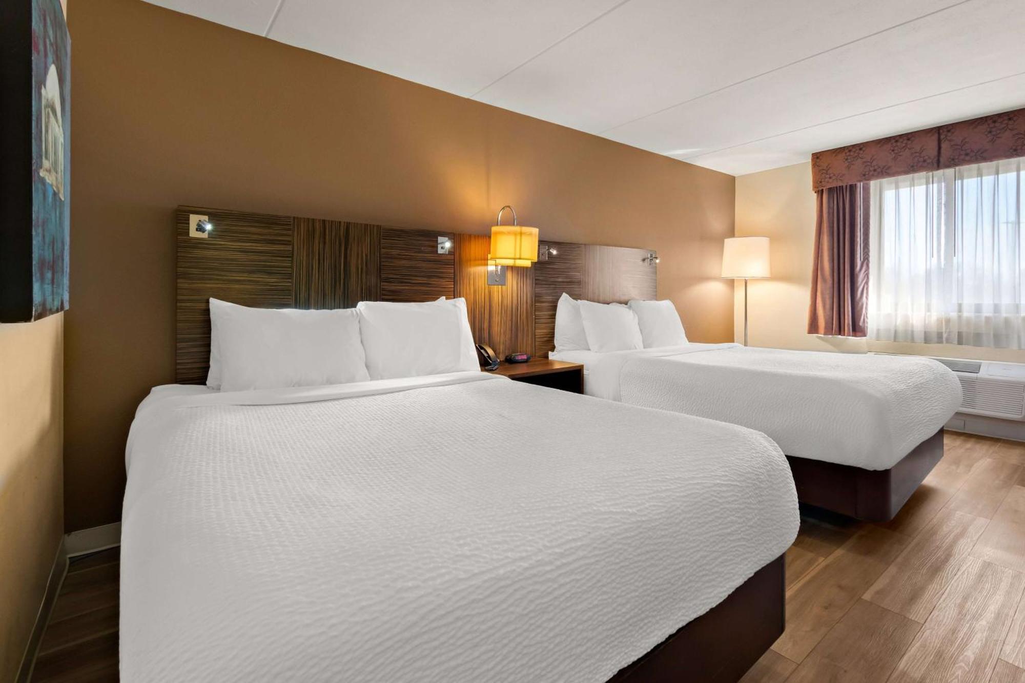 รามาดา บาย วินด์แฮม แฮริสเบิร์ก/เฮอร์ชีย์ แอเรีย Hotel แฮร์ริสเบิร์ก ภายนอก รูปภาพ