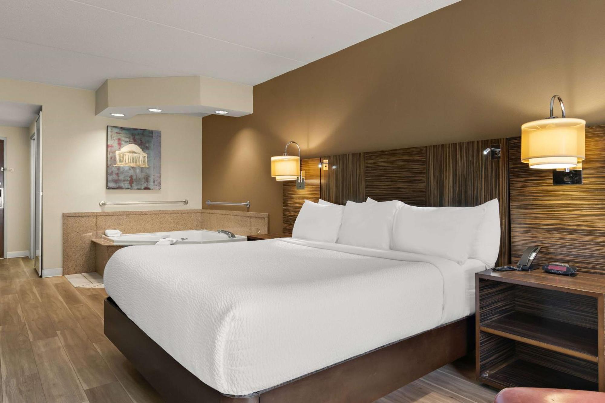 รามาดา บาย วินด์แฮม แฮริสเบิร์ก/เฮอร์ชีย์ แอเรีย Hotel แฮร์ริสเบิร์ก ภายนอก รูปภาพ